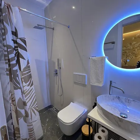 Blossom Cane * Tirana